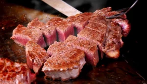 carne wagyu cocinada