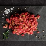 Hay que congelar la carne para el steak tartar